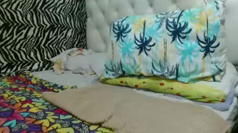 sharlot03 online show from 02-07-25, 11:56