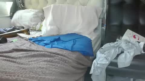 sharlot03 online show from 02-10-25, 01:55