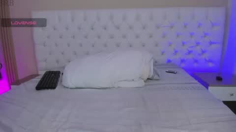 Snapshot of sharlot_evans_ chatting on 07-28-26, 04:39 Sharlot online show from 07-28-26, 04:39