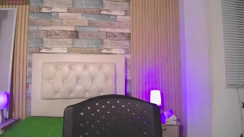 Sharlot online show from 06-05-26, 06:52