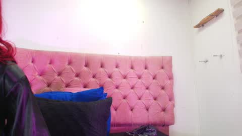 Sharlott online show from 01-06-25, 12:02