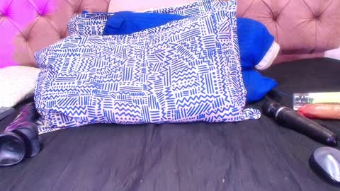 Sharlott online show from 02-03-25, 05:56