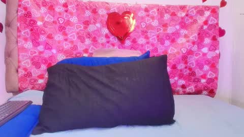 Sharlott online show from 02-15-25, 12:01