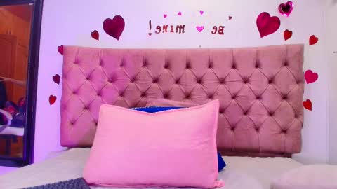 Sharlott online show from 02-27-25, 11:52