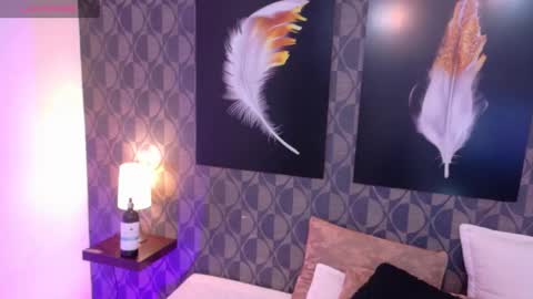 Snapshot of sharomross chatting on 02-01-25, 07:55 Sharom online show from 02-01-25, 07:55