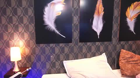 Sharom  online show from 02-13-26, 07:10