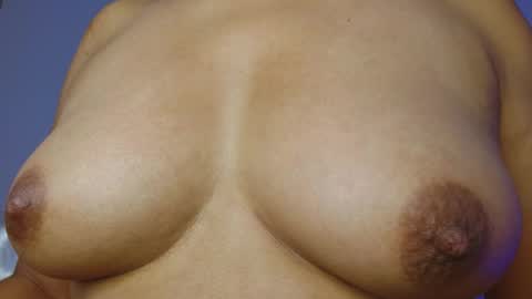 Snapshot of sharon345 chatting on 10-13-25, 07:03 Sharon345 online show from 10-13-25, 07:03