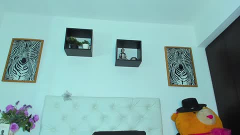 Snapshot of sharon_smiith_ chatting on 01-24-25, 10:41 sharon_smiith_ online show from 01-24-25, 10:41