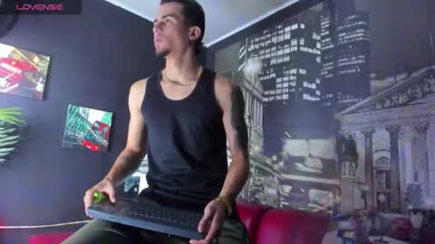 Snapshot of sharon_tyga20 chatting on 11-13-25, 02:38 Sharon Tyga online show from 11-13-25, 02:38