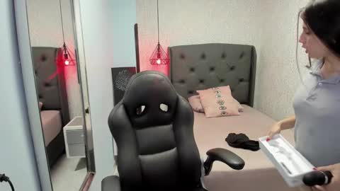 M A G N O  online show from 10-10-25, 07:35