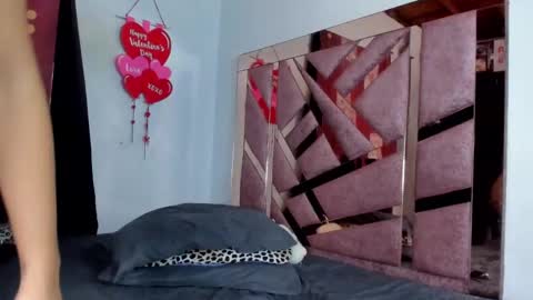 SHARONDELUXE online show from 03-12-25, 04:51