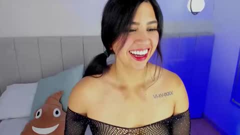 Snapshot of sharonlovee_ chatting on 09-11-25, 07:14 SharonLovee online show from 09-11-25, 07:14