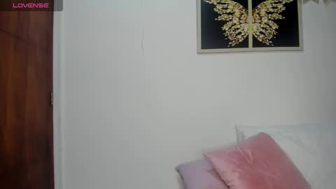 sharonscothh online show from 10-04-25, 08:40