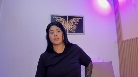 Snapshot of sharonscothh chatting on 05-23-26, 08:13 sharonscothh online show from 05-23-26, 08:13