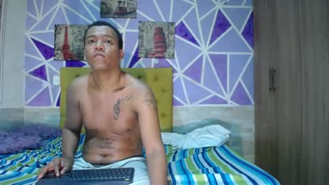 Snapshot of sharonx_morex chatting on 04-27-26, 05:05 sharonx_morex online show from 04-27-26, 05:05
