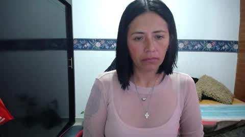 Snapshot of sharoon__cherry_ chatting on 01-17-26, 12:21 sharon online show from 01-17-26, 12:21