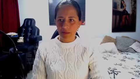 Snapshot of sharoon__cherry_ chatting on 02-13-26, 09:11 sharon online show from 02-13-26, 09:11