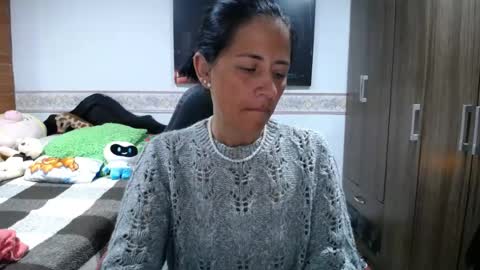 Snapshot of sharoon__cherry_ chatting on 07-24-26, 11:08 sharon online show from 07-24-26, 11:08