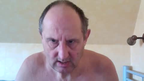 Peter online show from 02-08-25, 01:01