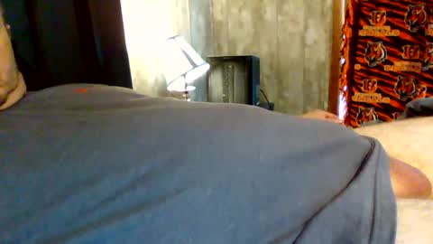 Snapshot of shaun_hatcher31 chatting on 06-26-26, 04:22 shaun_hatcher31 online show from 06-26-26, 04:22