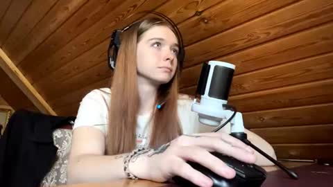 Maria online show from 06-15-26, 04:15