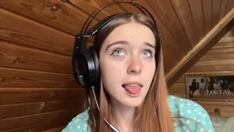 Maria online show from 07-19-26, 05:00