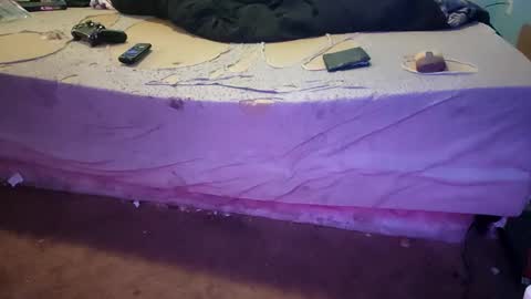 Snapshot of shawn710420 chatting on 12-09-24, 02:56 shawn710420 online show from 12-09-24, 02:56