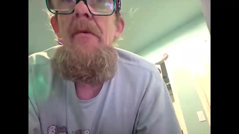 Snapshot of shawn710420 chatting on 03-22-26, 05:55 shawn710420 online show from 03-22-26, 05:55