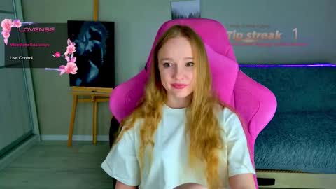 Snapshot of shawty_mia chatting on 02-11-26, 09:20 Shawty Mia online show from 02-11-26, 09:20