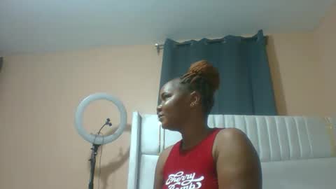 Snapshot of shay_diva chatting on 10-29-25, 11:23 Shay diva online show from 10-29-25, 11:23