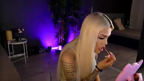 shayblonde online show from 02-25-25, 05:36