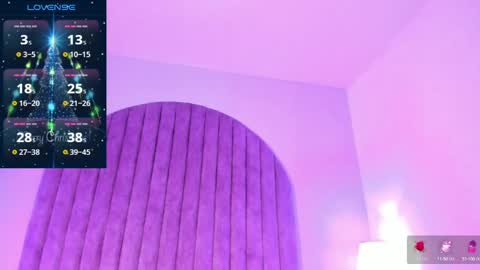 Shayla Davis  online 240 pm - 1000 pm online show from 12-17-24, 01:18