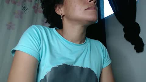 Snapshot of shayna_cute chatting on 12-16-24, 10:45 Shayna online show from 12-16-24, 10:45
