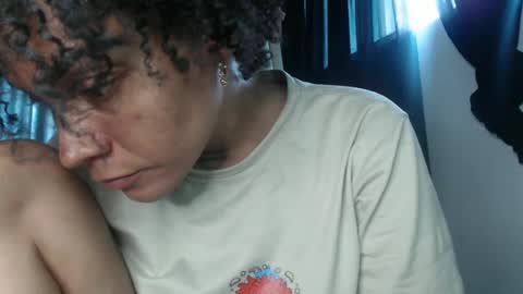 Snapshot of shayna_cute chatting on 12-19-24, 08:55 Shayna online show from 12-19-24, 08:55