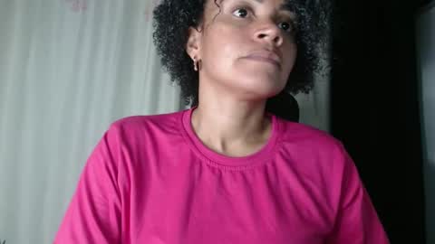Snapshot of shayna_cute chatting on 01-01-25, 11:40 Shayna online show from 01-01-25, 11:40