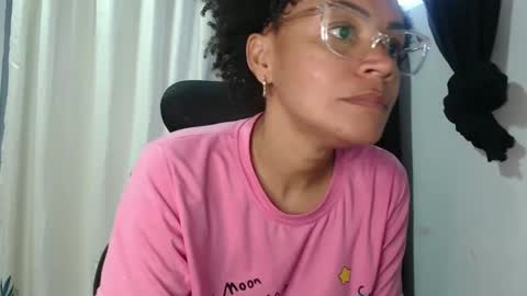 Snapshot of shayna_cute chatting on 01-05-25, 01:58 Shayna online show from 01-05-25, 01:58