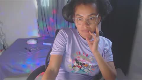 Snapshot of shayna_cute chatting on 02-11-25, 03:40 Shayna online show from 02-11-25, 03:40
