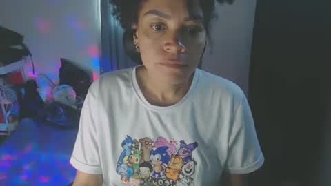 Snapshot of shayna_cute chatting on 02-17-25, 01:32 Shayna online show from 02-17-25, 01:32