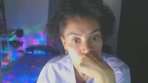 Snapshot of shayna_cute chatting on 02-21-25, 04:40 Shayna online show from 02-21-25, 04:40