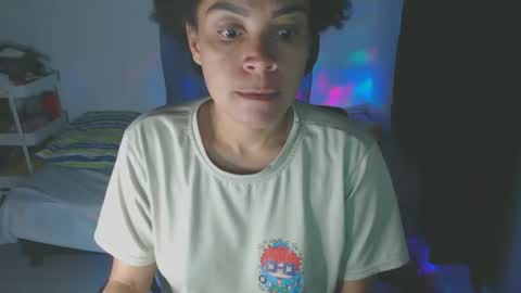 Snapshot of shayna_cute chatting on 03-08-25, 10:00 Shayna online show from 03-08-25, 10:00