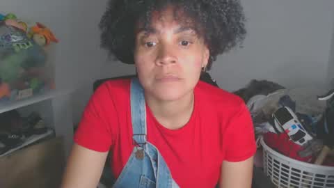 Snapshot of shayna_cute chatting on 09-11-25, 01:49 Shayna online show from 09-11-25, 01:49