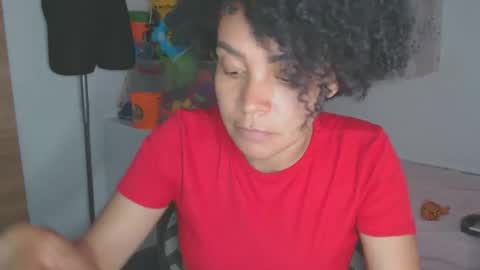 Snapshot of shayna_cute chatting on 10-20-25, 12:55 Shayna online show from 10-20-25, 12:55