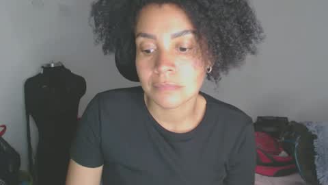 Shayna online show from 12-02-25, 01:00