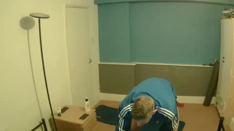 Snapshot of sheajay33 chatting on 12-19-24, 03:52 Sheajay online show from 12-19-24, 03:52