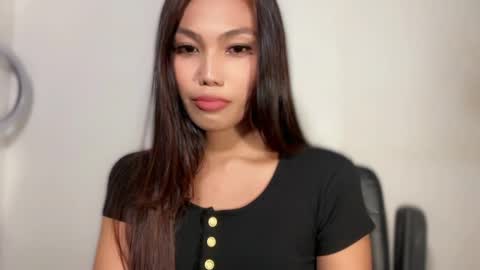 Snapshot of shealana69 chatting on 04-03-26, 02:04 MY IG Shealana69 online show from 04-03-26, 02:04