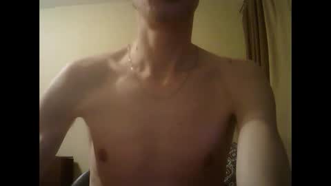 Snapshot of shedevr02 chatting on 03-04-25, 06:18 Roger online show from 03-04-25, 06:18