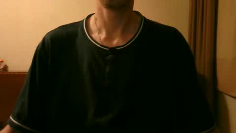 Snapshot of shedevr02 chatting on 09-14-25, 05:12 Roger online show from 09-14-25, 05:12