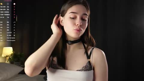 Tessa online show from 03-17-26, 02:49