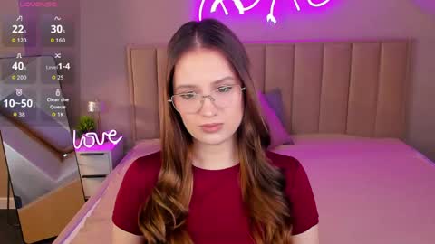 Snapshot of shei1a_shy chatting on 05-06-26, 11:59 Amely online show from 05-06-26, 11:59
