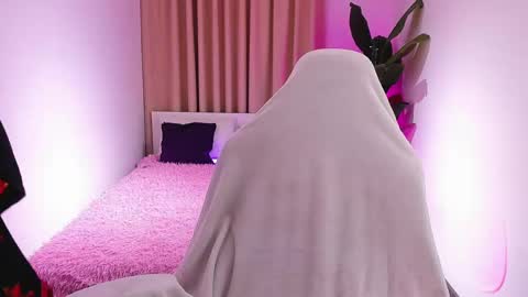 Sheila GMT 2 Tuesday Wednesday Friday Saturday Sunday- 8  5  online show from 02-15-25, 04:47